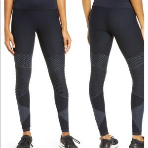 Spanx, Moto Legging
